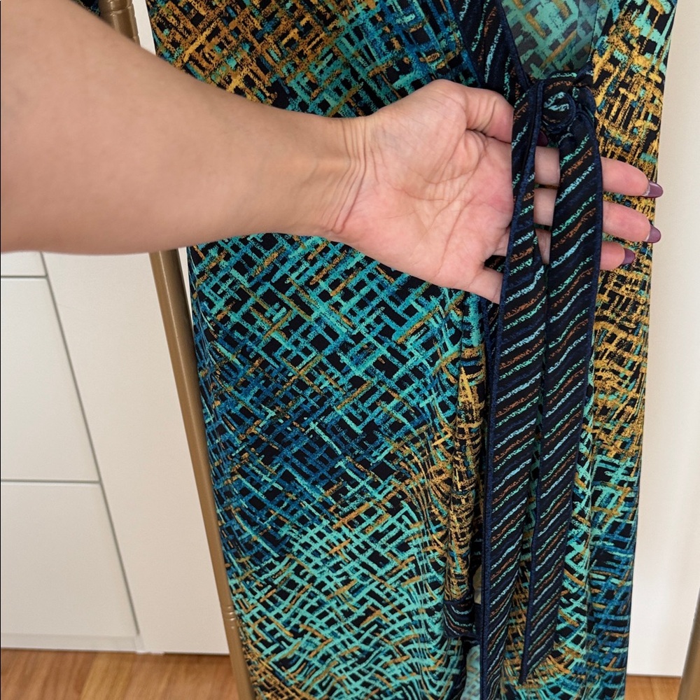 Bcbgmaxazria Multicolor Patterned Wrap Dress - image 4